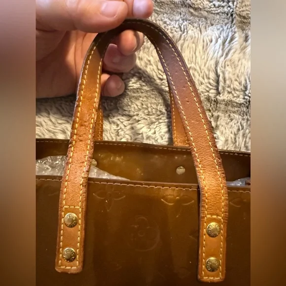 Louis Vuitton Bronze LV Monogram Reade Vernis Tote! - Picture 6 of 10